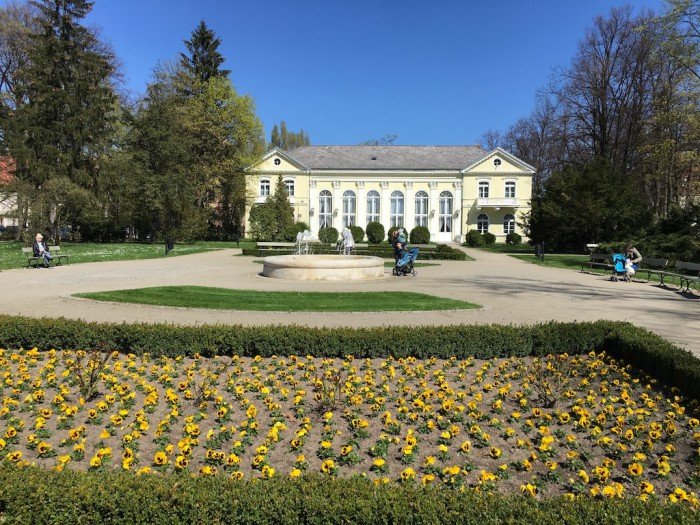wiosennie-i-pracowicie-w-parku-zdrojowym-foto-62894