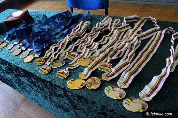 uczniowie-sp-3-spotkali-sie-z-maja-woszczowska-foto-62913