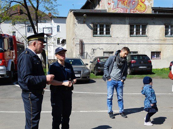 z-bezpieczenstwem-za-pan-brat-w-mdk-foto-62970