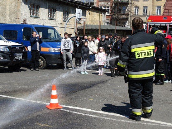 z-bezpieczenstwem-za-pan-brat-w-mdk-foto-62970