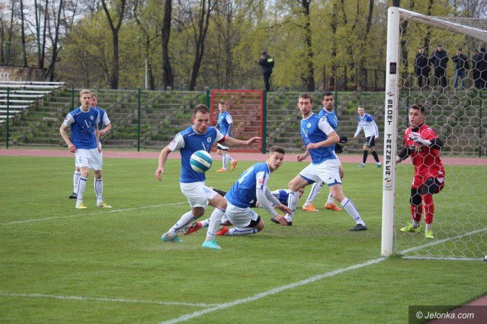 przy-zotniczej-nadal-bez-punktow-foto-62981