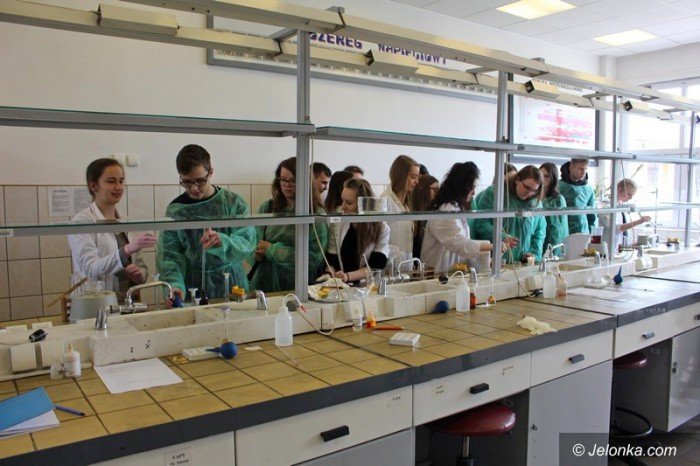 w-chemiku-nie-tylko-nauka-zyja-foto-63005