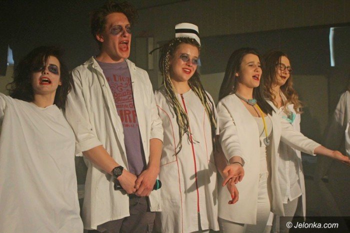w-chemiku-nie-tylko-nauka-zyja-foto-63005