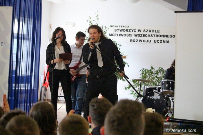 w-mechaniku-pozegnali-maturzystow-foto-63028
