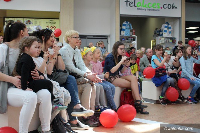 galeria-sudecka-ma-juz-roczek-foto-63036