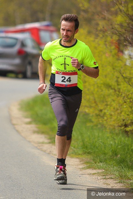 pobiegli-ledwie-dyche-w-pieknym-terenie-foto-63050