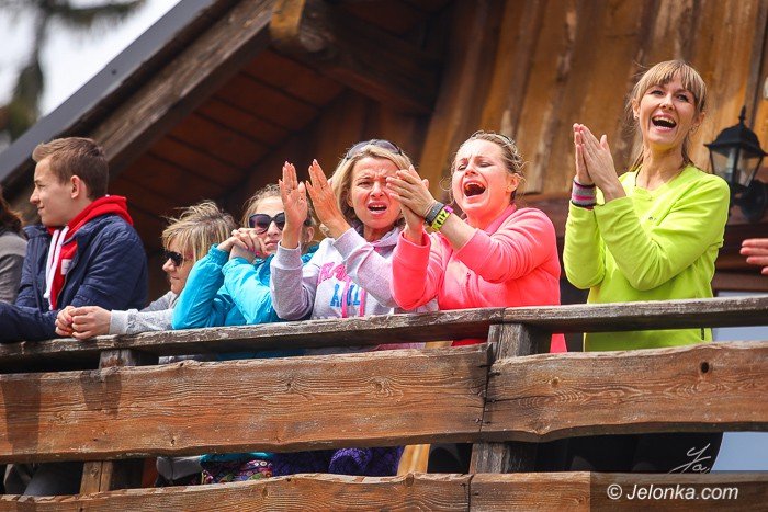 pobiegli-ledwie-dyche-w-pieknym-terenie-foto-63050