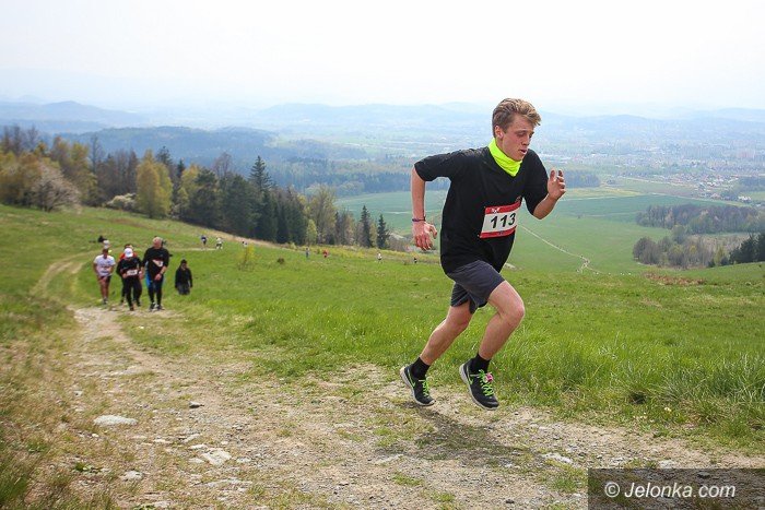 pobiegli-ledwie-dyche-w-pieknym-terenie-foto-63050