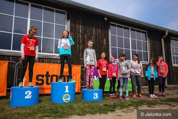 pobiegli-ledwie-dyche-w-pieknym-terenie-foto-63050