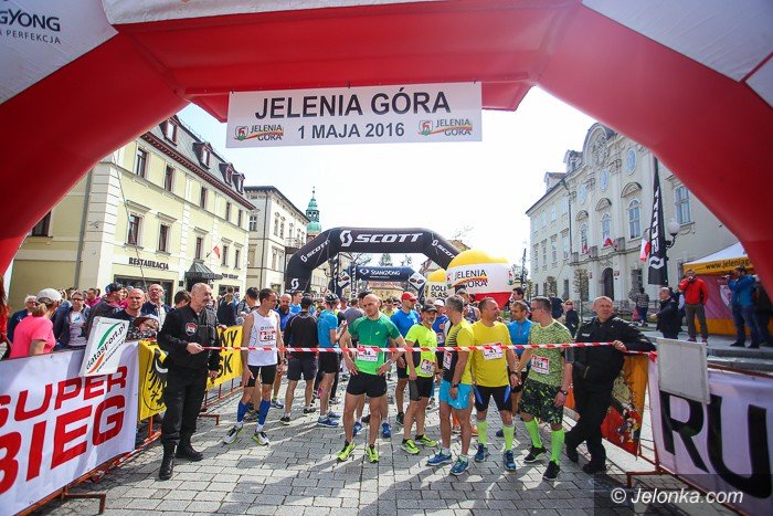 biegacze-opanowali-cieplice-foto-63051