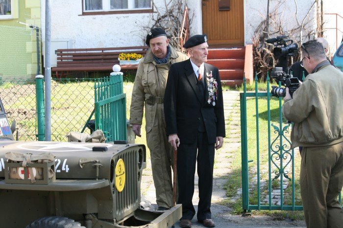 rozpoczeto-sezon-pszczelarski-2016-foto-63069