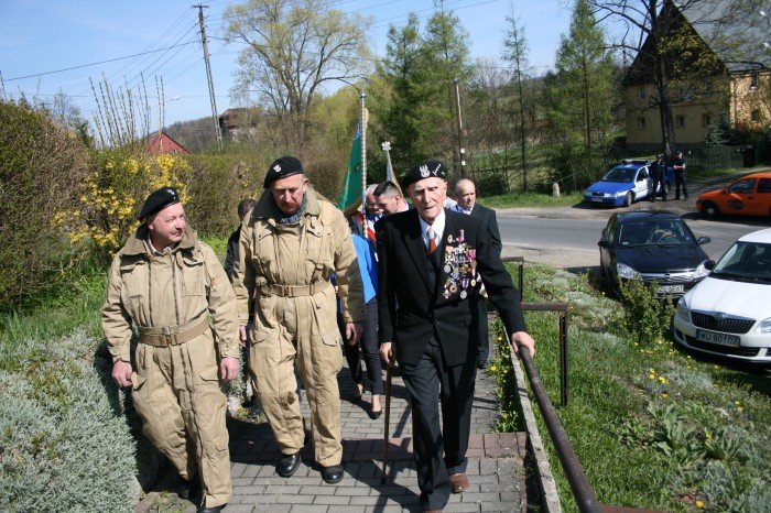 rozpoczeto-sezon-pszczelarski-2016-foto-63069