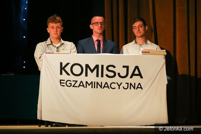maturzysci-z-kowar-pozegnali-sie-ze-szkoa-foto-63077