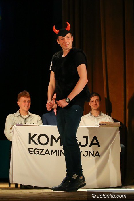 maturzysci-z-kowar-pozegnali-sie-ze-szkoa-foto-63077