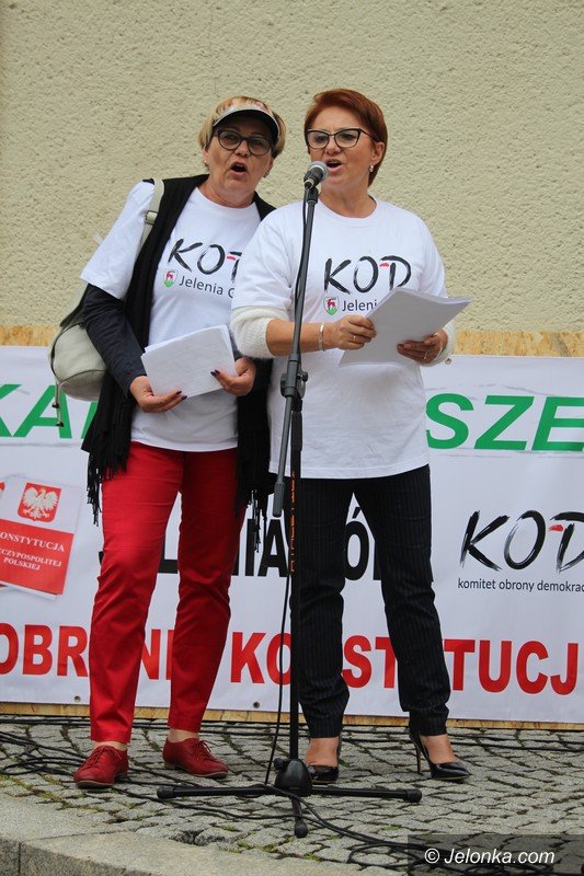 pikieta-komitetu-obrony-demokracji-foto-63080