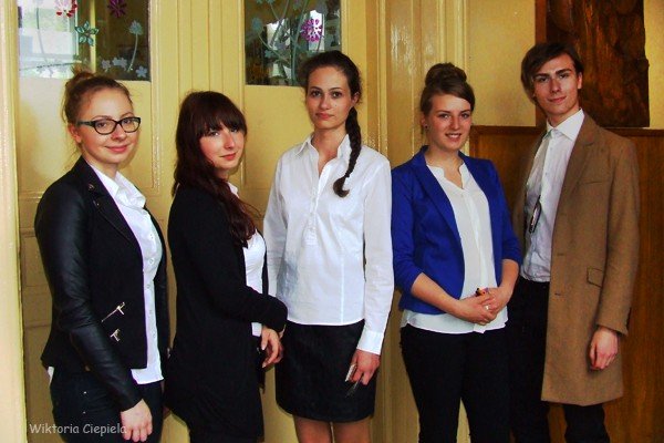 maturzysci-juz-po-egzaminach-z-polskiego-i-matematyki-foto-63109