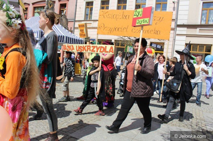 barwny-korowod-dla-ksiazek-foto-63137