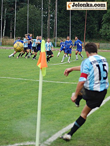 trzy-punkty-dla-karkonoszy-6315