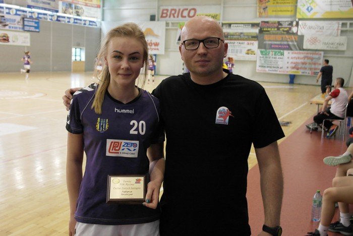 szczypiornistki-kpru-wygrywaja-w-dzierzoniowie-foto-63166