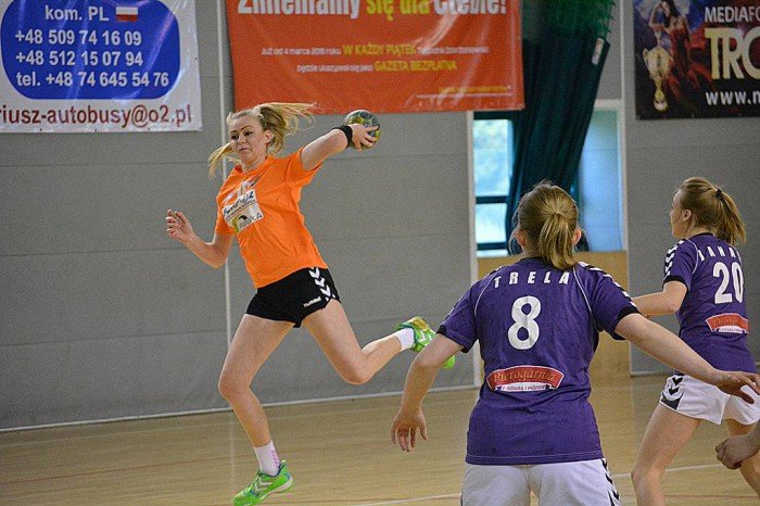 szczypiornistki-kpru-wygrywaja-w-dzierzoniowie-foto-63166