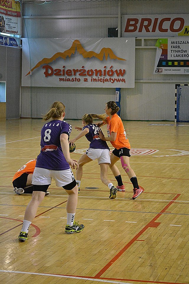 szczypiornistki-kpru-wygrywaja-w-dzierzoniowie-foto-63166