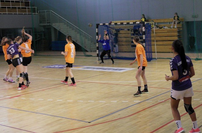 szczypiornistki-kpru-wygrywaja-w-dzierzoniowie-foto-63166