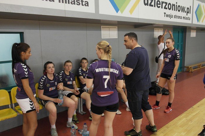 szczypiornistki-kpru-wygrywaja-w-dzierzoniowie-foto-63166