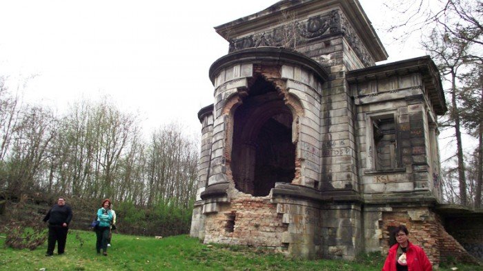 poaczya-ich-miosc-do-dolnoslaskich-zabytkow-foto-63173