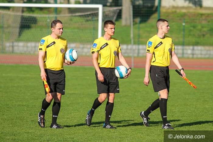 pp-na-zero-z-przodu-i-na-trybunach-foto-63188