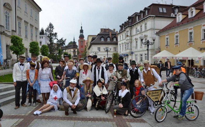 rowerowa-parada-retro-z-nowymi-atrakcjami-foto-63189