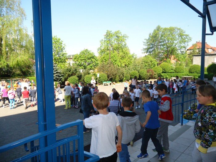 pozorowany-pozar-i-ewakuacja-w-trzynastce-foto-63221