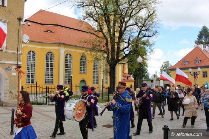 sdf-barwna-parada-i-fantastyczne-wystepy-foto-63244
