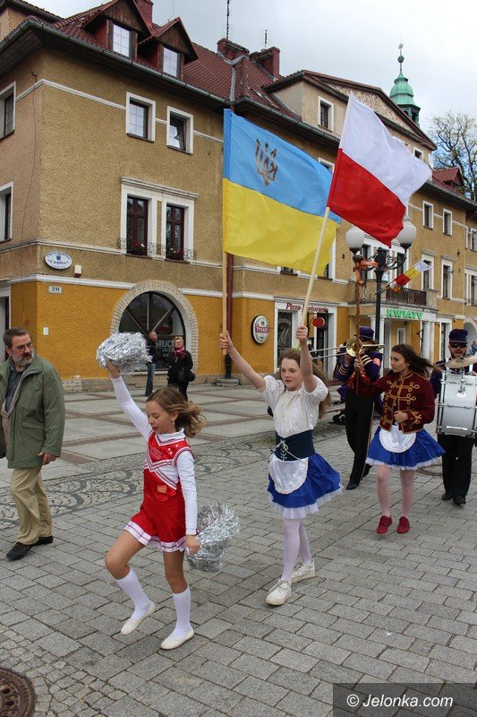 sdf-barwna-parada-i-fantastyczne-wystepy-foto-63244