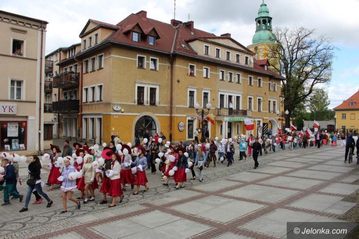 sdf-barwna-parada-i-fantastyczne-wystepy-foto-63244