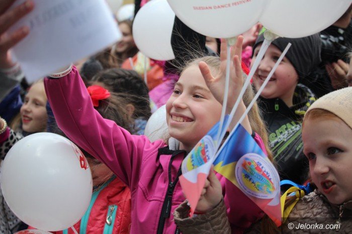 sdf-barwna-parada-i-fantastyczne-wystepy-foto-63244