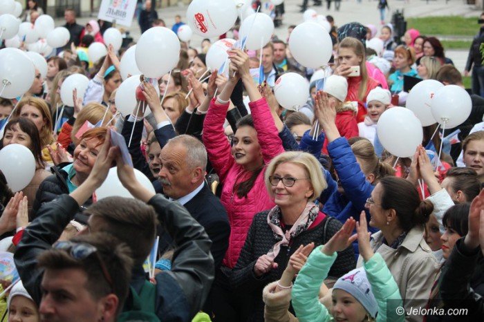sdf-barwna-parada-i-fantastyczne-wystepy-foto-63244
