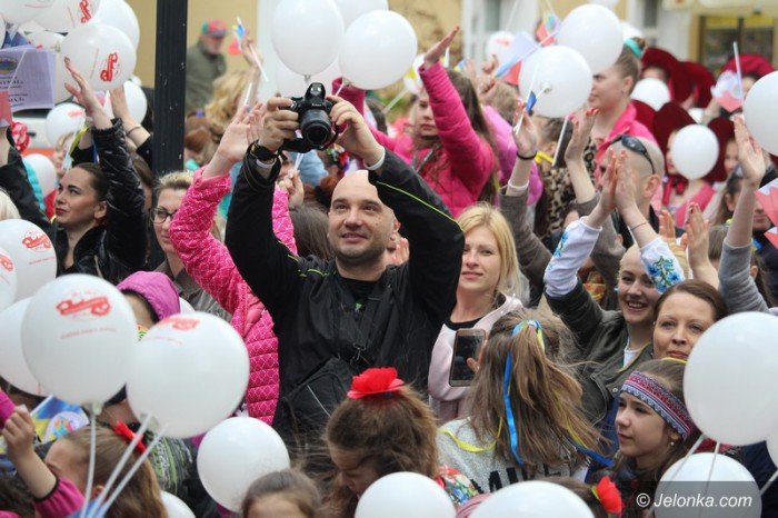 sdf-barwna-parada-i-fantastyczne-wystepy-foto-63244