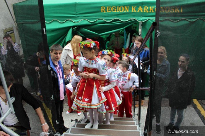 sdf-barwna-parada-i-fantastyczne-wystepy-foto-63244
