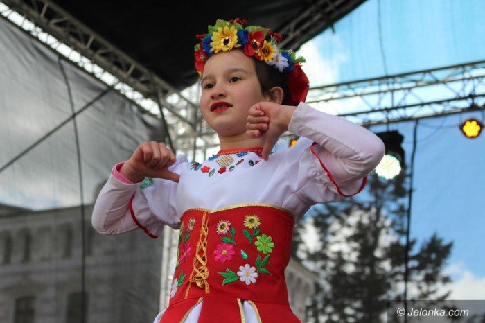 sdf-barwna-parada-i-fantastyczne-wystepy-foto-63244