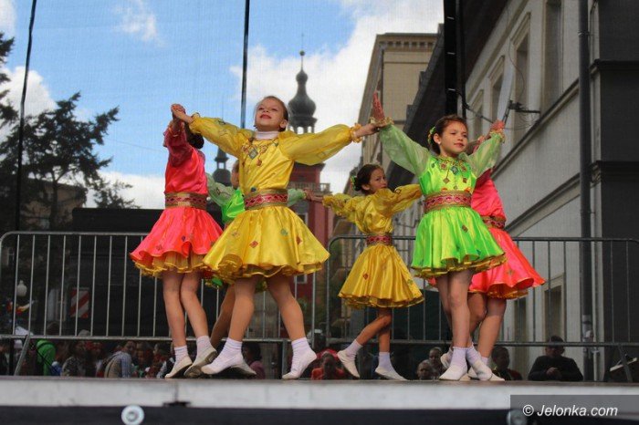 sdf-barwna-parada-i-fantastyczne-wystepy-foto-63244