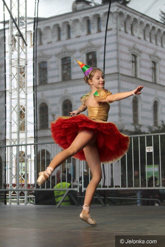 sdf-barwna-parada-i-fantastyczne-wystepy-foto-63244