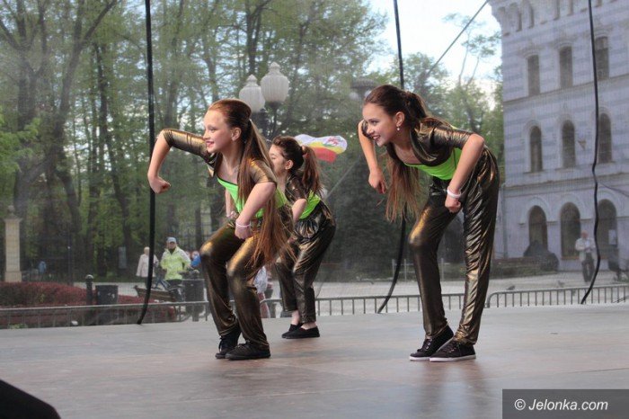 sdf-barwna-parada-i-fantastyczne-wystepy-foto-63244