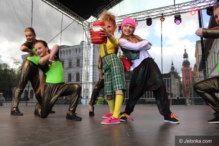 sdf-barwna-parada-i-fantastyczne-wystepy-foto-63244