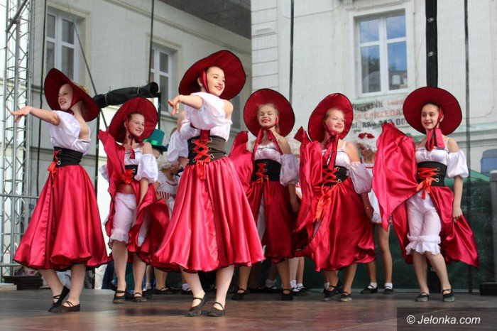 sdf-barwna-parada-i-fantastyczne-wystepy-foto-63244