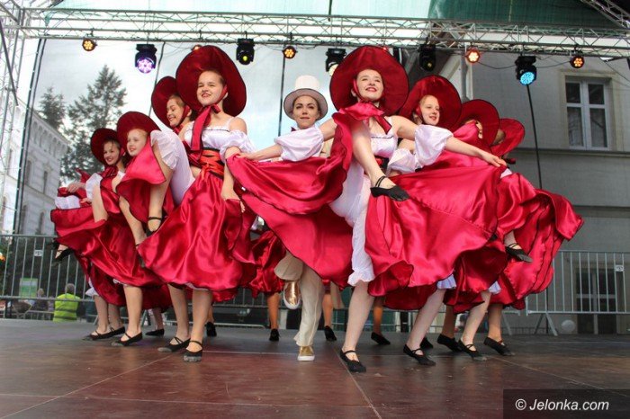 sdf-barwna-parada-i-fantastyczne-wystepy-foto-63244