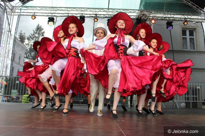 sdf-barwna-parada-i-fantastyczne-wystepy-foto-63244