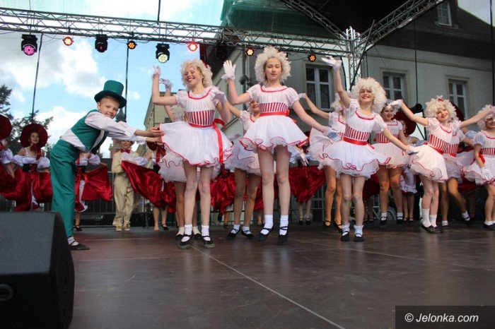 sdf-barwna-parada-i-fantastyczne-wystepy-foto-63244