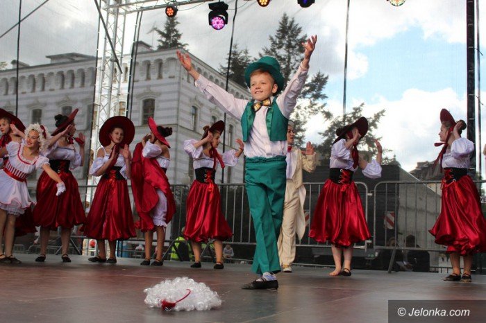 sdf-barwna-parada-i-fantastyczne-wystepy-foto-63244