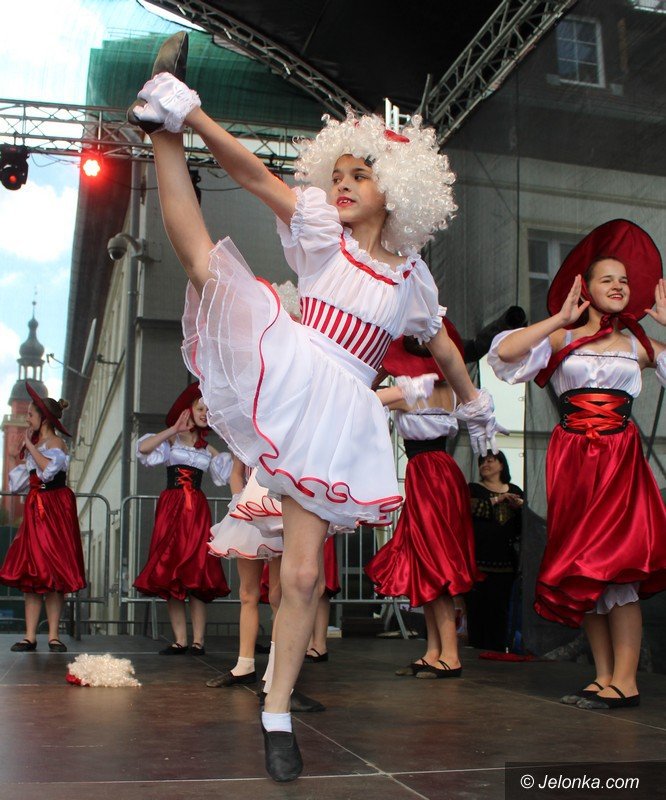 sdf-barwna-parada-i-fantastyczne-wystepy-foto-63244