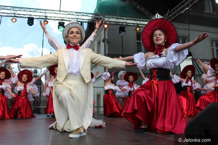 sdf-barwna-parada-i-fantastyczne-wystepy-foto-63244